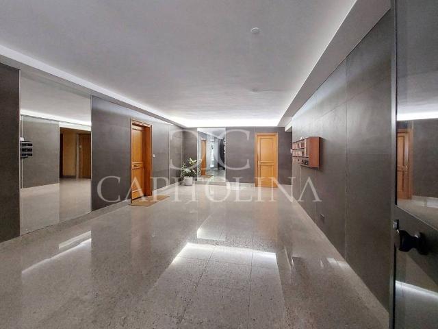 Appartamento in vendita a Roma RM