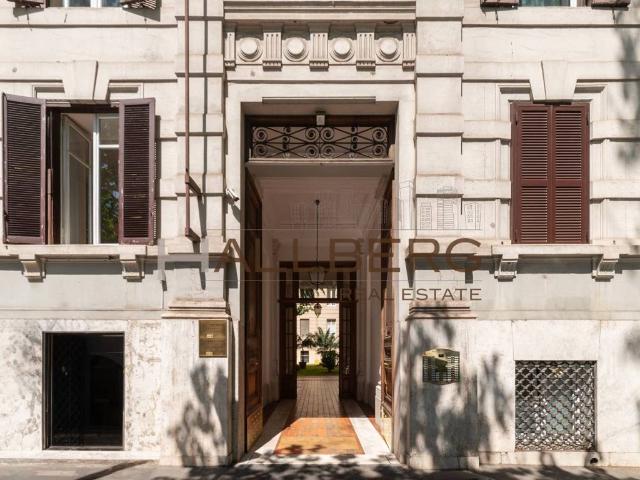 Appartamento in vendita a Roma RM