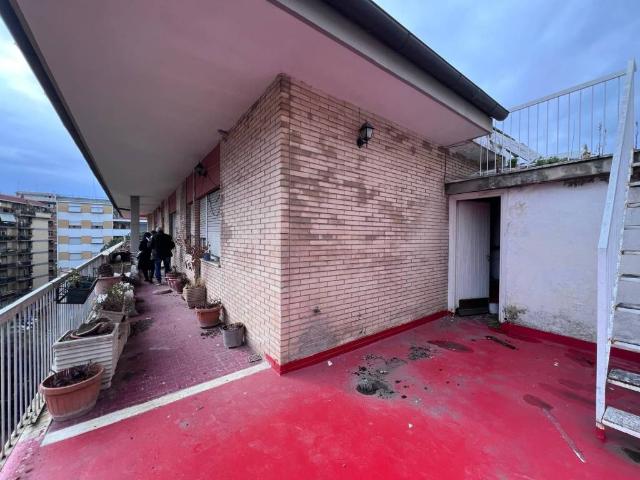 Appartamento in vendita a Roma RM