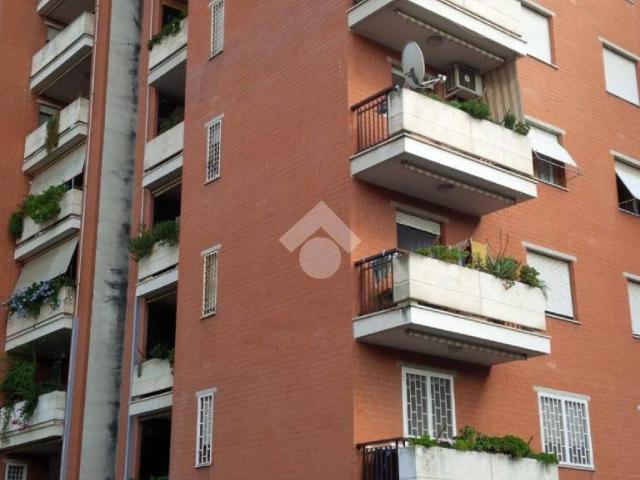 Appartamento in vendita a Roma RM