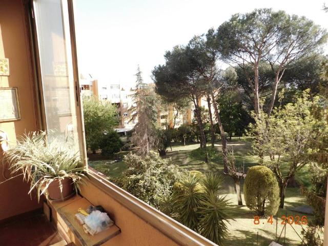 Appartamento in vendita a Roma RM