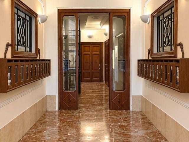 Appartamento in vendita a Roma RM