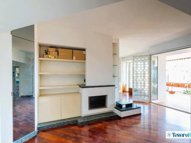 Appartamento in vendita a Roma RM