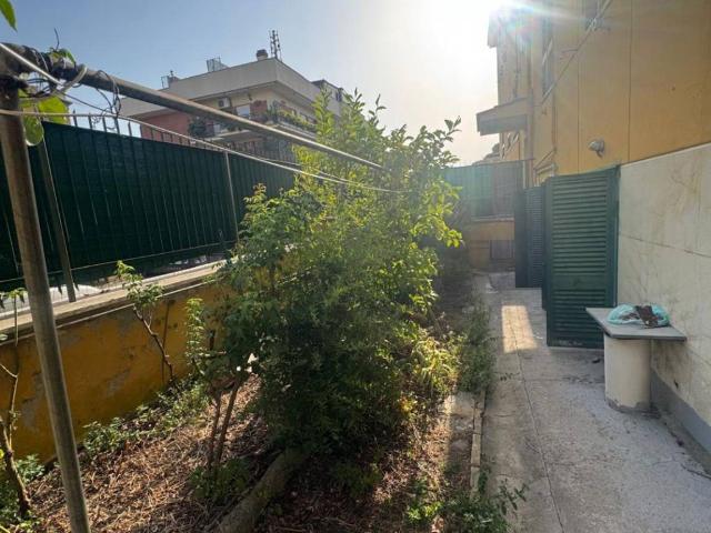 Appartamento in vendita a Roma RM