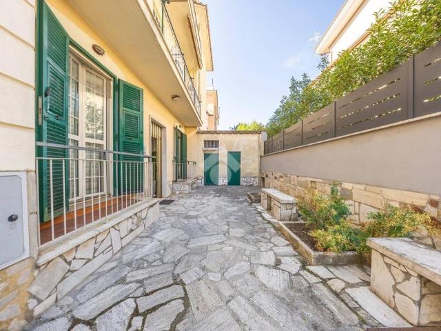Appartamento in vendita a Roma RM