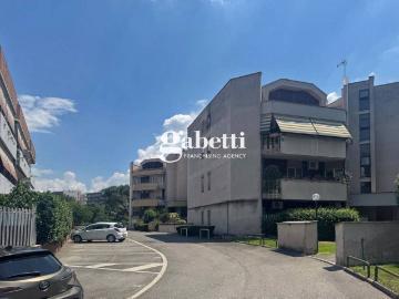 Appartamento in vendita a Roma RM