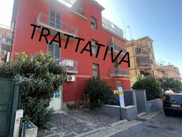 Appartamento in vendita a Roma RM