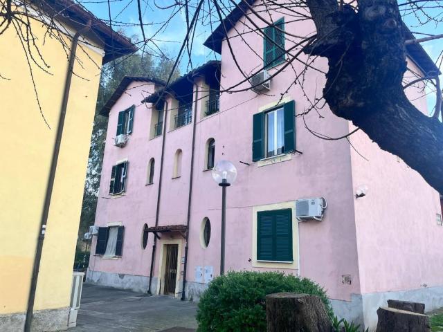 Appartamento in vendita a Roma RM