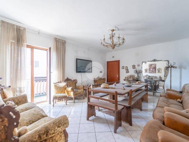 Appartamento in vendita a Roma RM