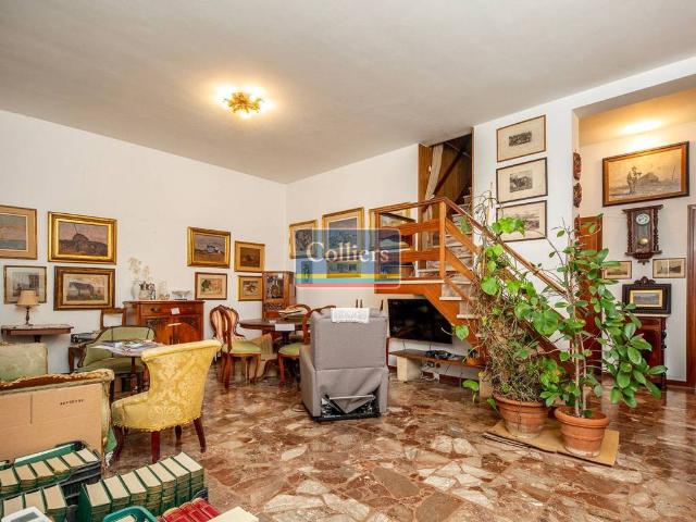 Appartamento in vendita a Roma RM