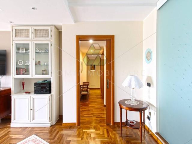 Appartamento in vendita a Roma RM