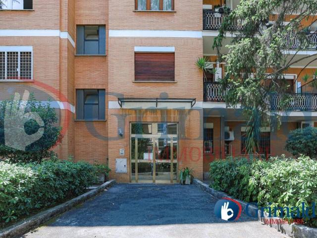 Appartamento in vendita a Roma RM