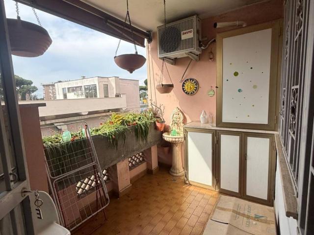 Appartamento in vendita a Roma RM