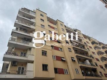 Appartamento in vendita a Roma RM