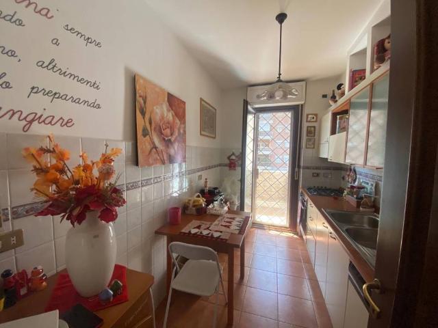 Appartamento in vendita a Roma RM