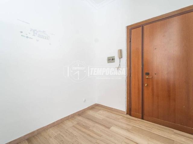 Appartamento in vendita a Roma RM