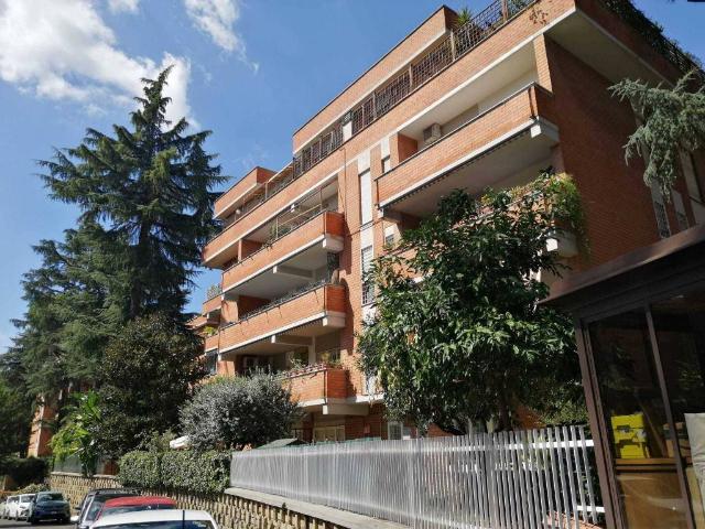 Appartamento in vendita a Roma RM