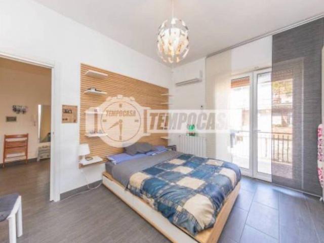 Appartamento in vendita a Roma RM