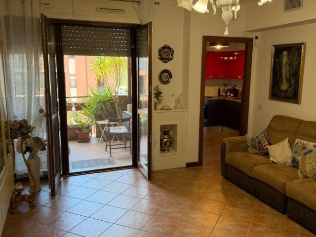 Appartamento in vendita a Roma RM