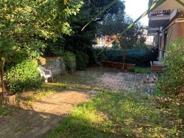 Appartamento in vendita a Roma RM