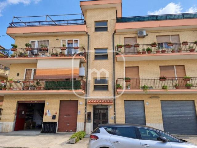 Appartamento in vendita a Roma RM