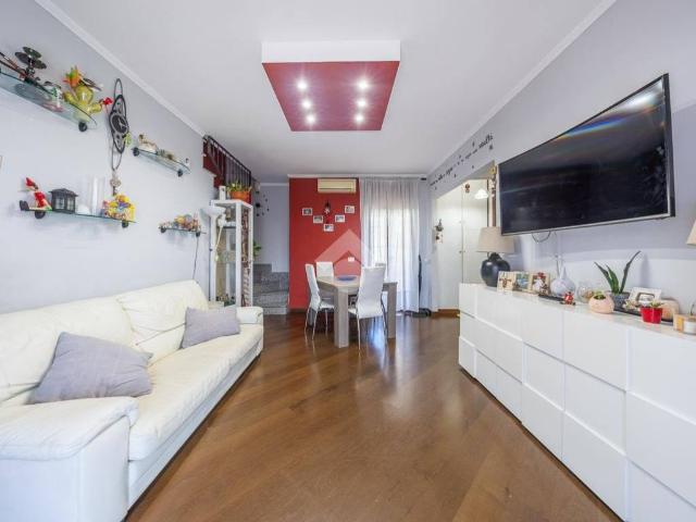 Appartamento in vendita a Roma RM