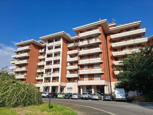 Appartamento in vendita a Roma RM
