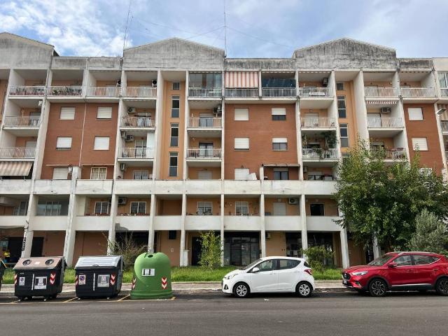 Appartamento in vendita a Roma RM