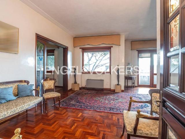 Appartamento in vendita a Roma RM