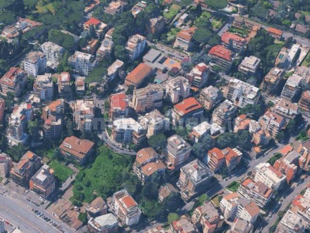 Appartamento in vendita a Roma RM