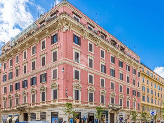 Appartamento in vendita a Roma RM