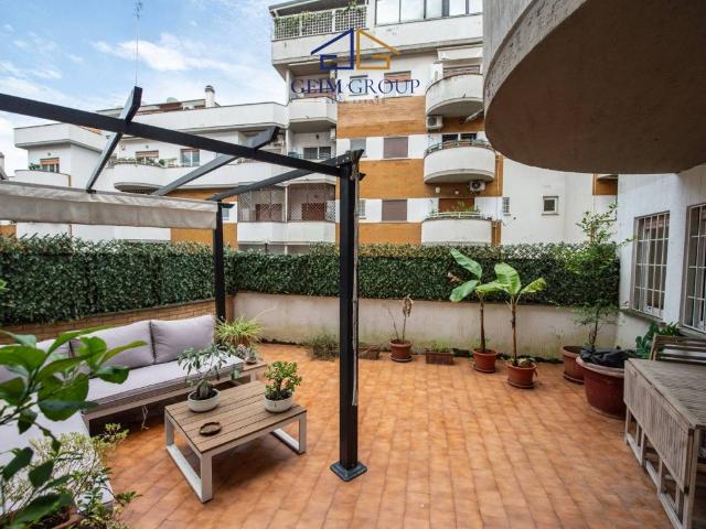 Appartamento in vendita a Roma RM