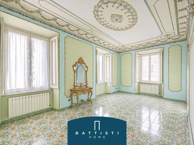 Appartamento in vendita a Roma RM