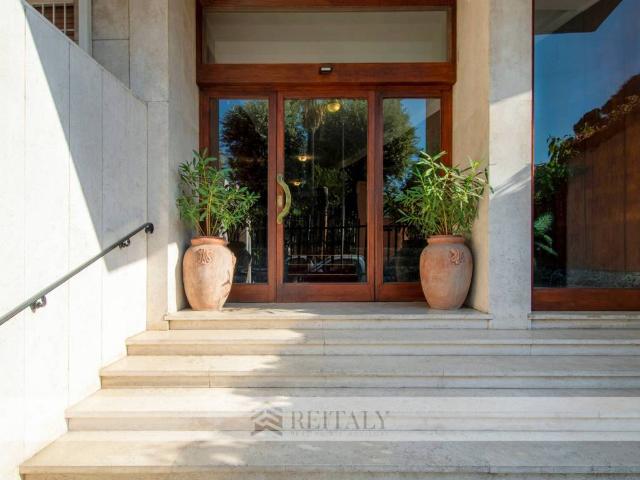 Appartamento in vendita a Roma RM