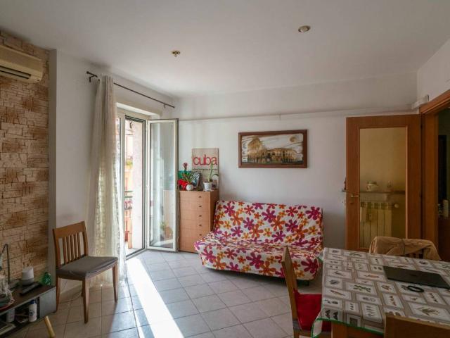 Appartamento in vendita a Roma RM