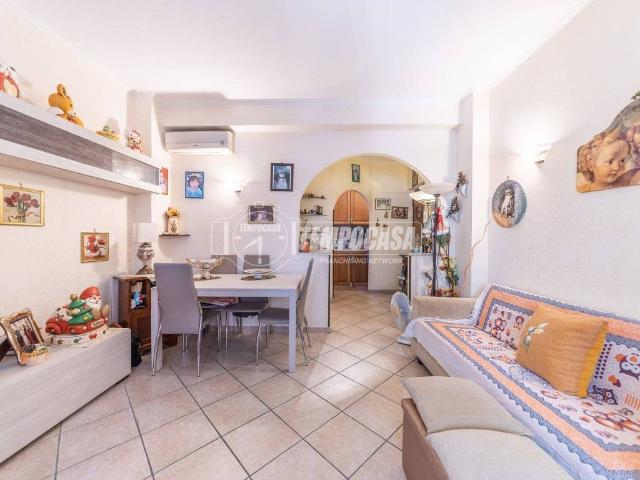 Appartamento in vendita a Roma RM