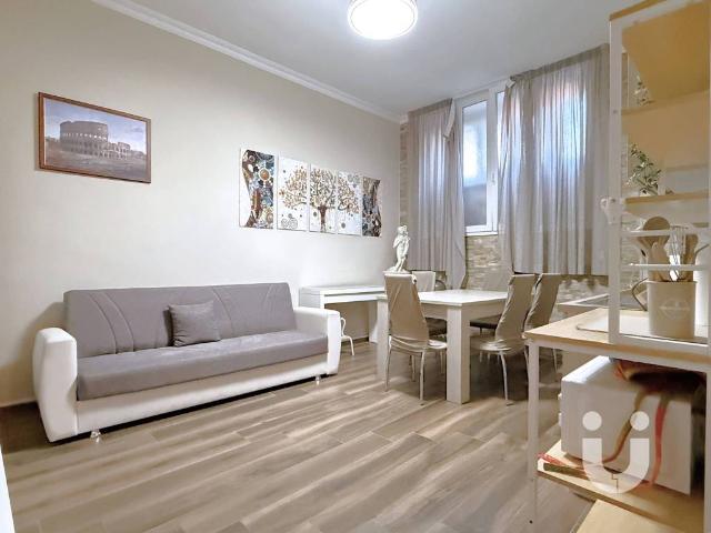 Appartamento in vendita a Roma RM