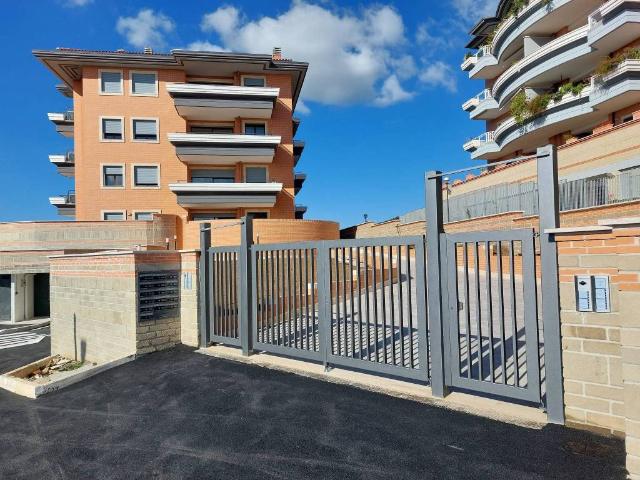 Appartamento in vendita a Roma RM