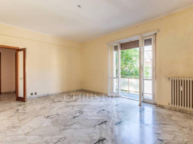 Appartamento in vendita a Roma RM