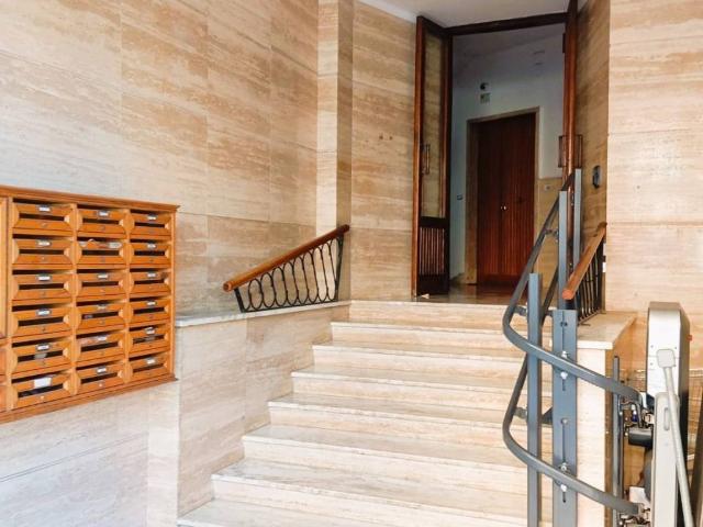 Appartamento in vendita a Roma RM