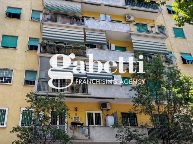 Appartamento in vendita a Roma RM