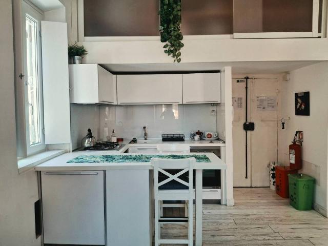 Appartamento in vendita a Roma RM