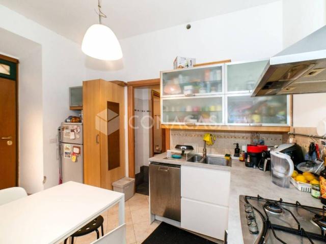 Appartamento in vendita a Roma RM