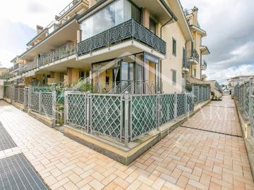 Appartamento in vendita a Roma RM