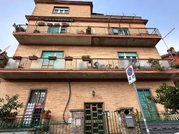 Appartamento in vendita a Roma RM