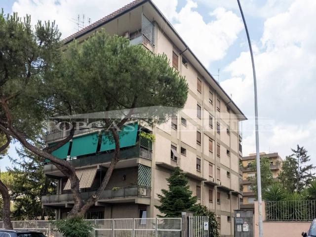 Appartamento in vendita a Roma RM