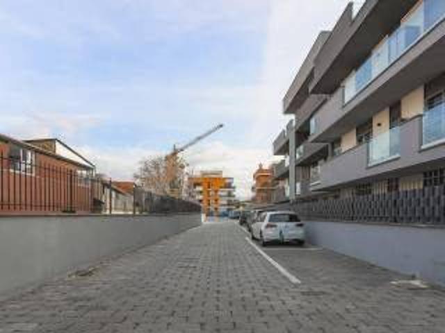 Appartamento in vendita a Roma RM