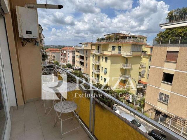 Appartamento in vendita a Roma RM