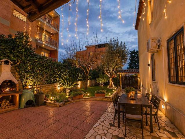 Appartamento in vendita a Roma RM