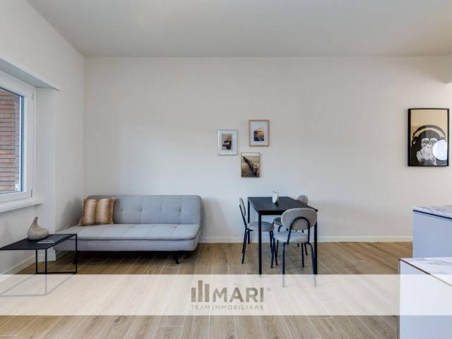 Appartamento in vendita a Roma RM